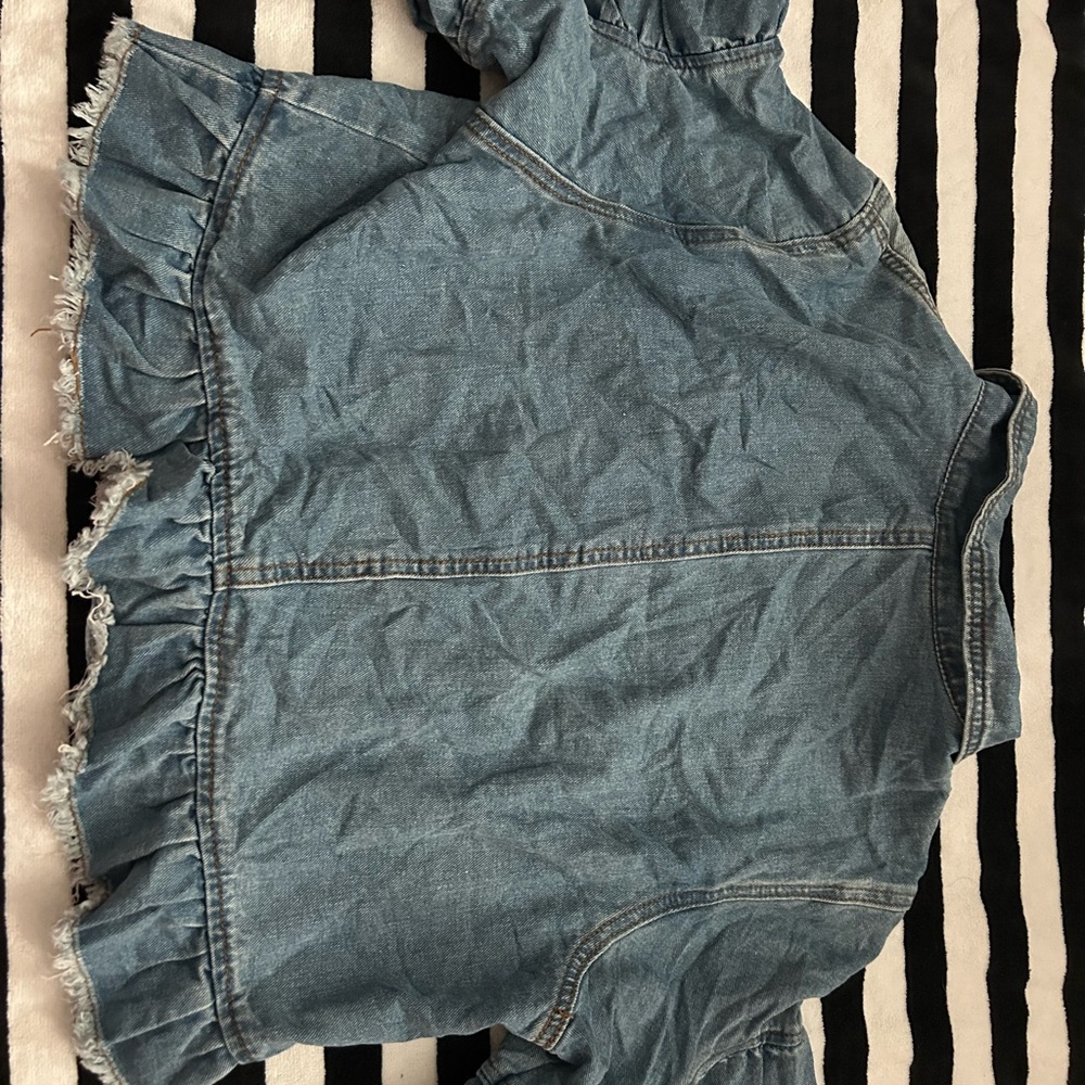 Stylish Blue Flared Denim Jacket - Picture 6 of 6